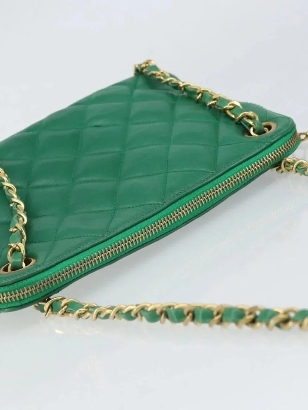 CHANEL Matelasse Chain Shoulder Bag Satin Green Gold CC Auth 168432